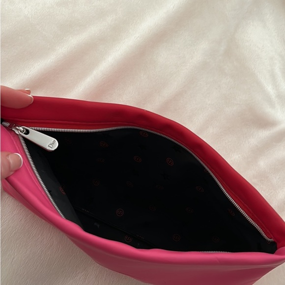 DIOR MAKEUP BAG - Picture 2 of 3